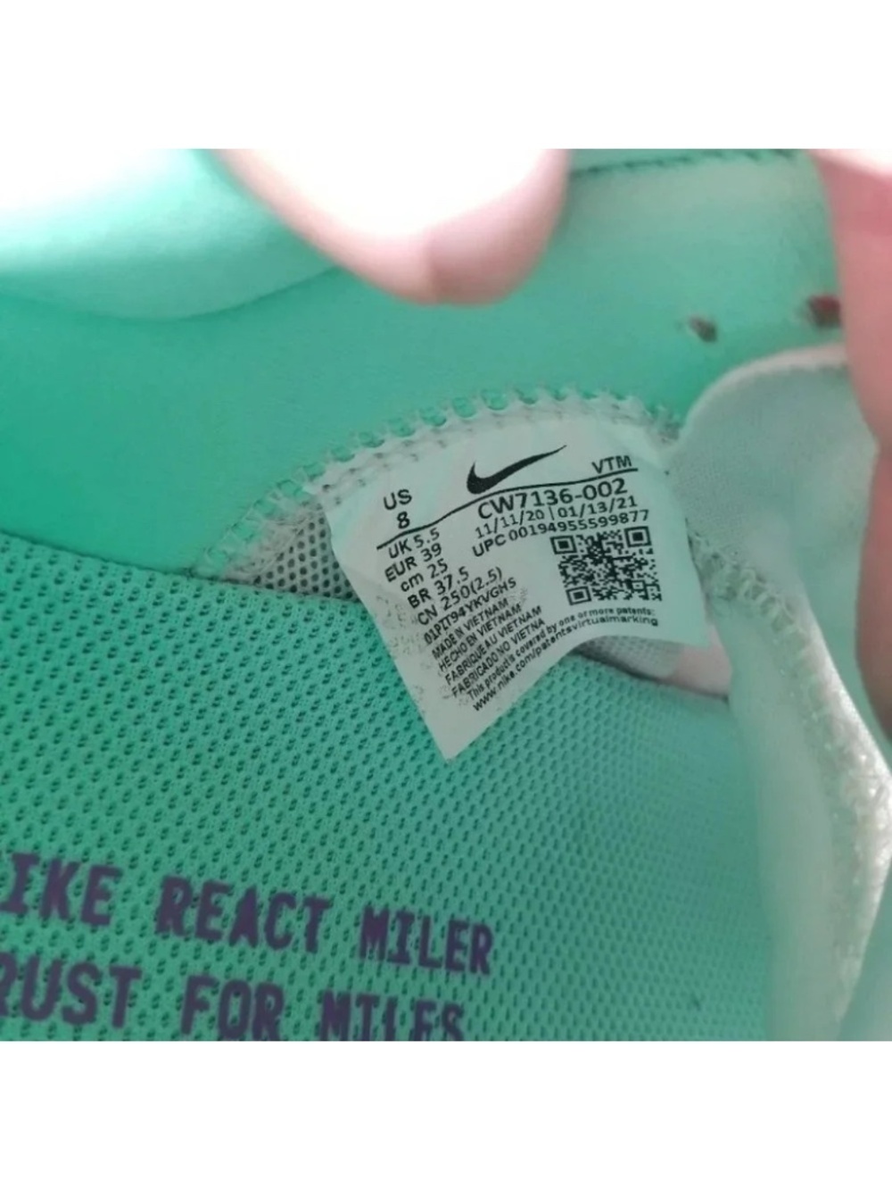 Nike Running React Miler 2 Sneakers Platinum Tint/Green Glow/White 8 - Picture 3 of 12
